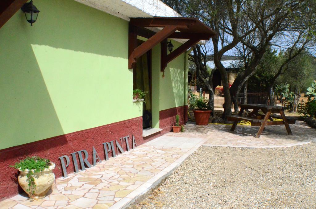 Agriturismo Pira Pinta Bed and Breakfast Dorgali Δωμάτιο φωτογραφία